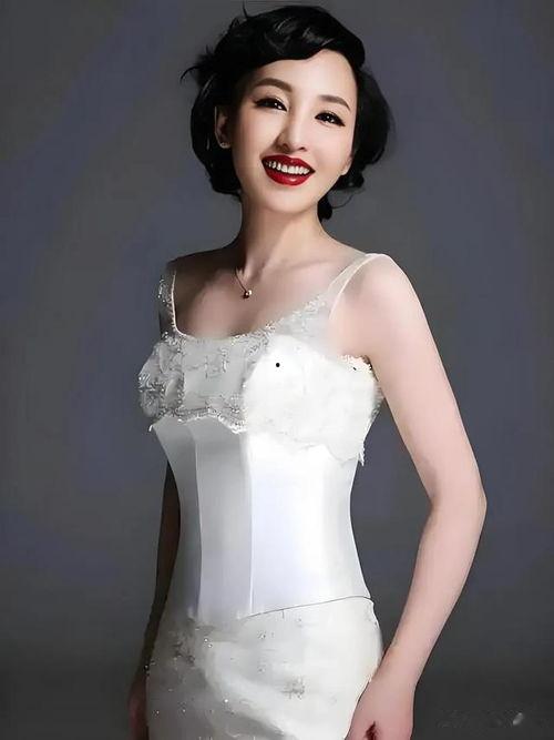 国产丝袜诱惑,国产时尚潮流的别样演绎