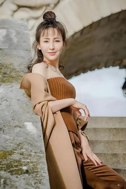 国产丝袜诱惑,国产时尚潮流的别样演绎